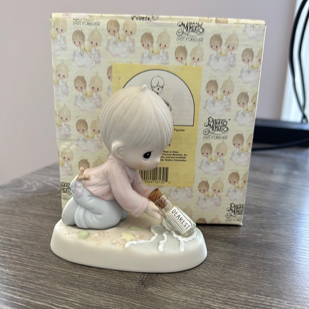 Precious Moments Child Figurine in Pink and White - Picture 1 of 1
